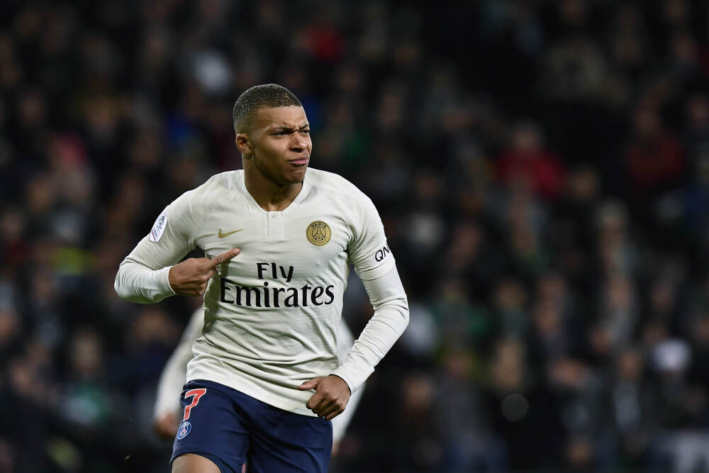 强一股份: 以探针卡守“中国芯”